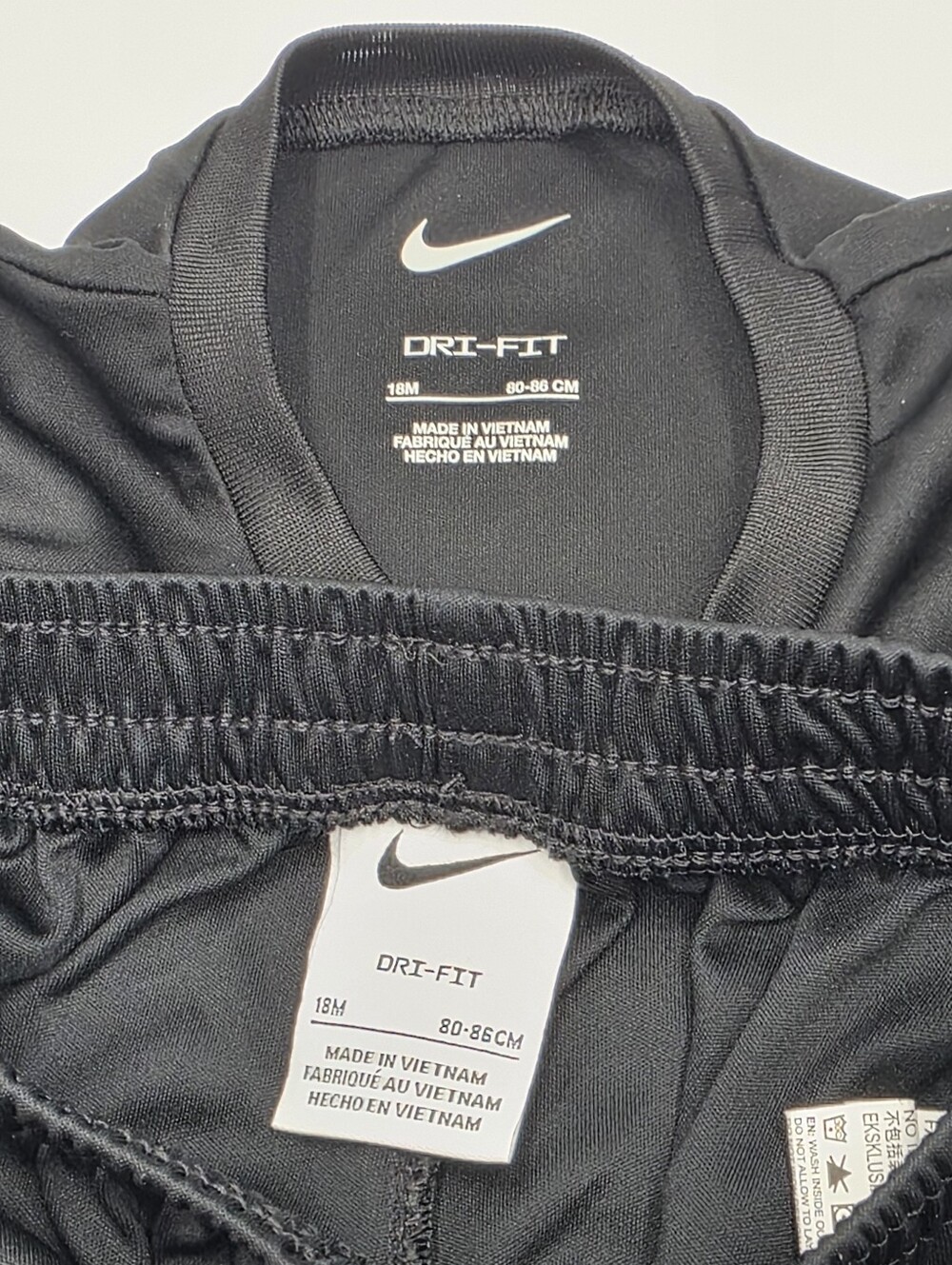Nike baby boy Dri-Fit tee and shorts size 18 months - Picture 7 of 7